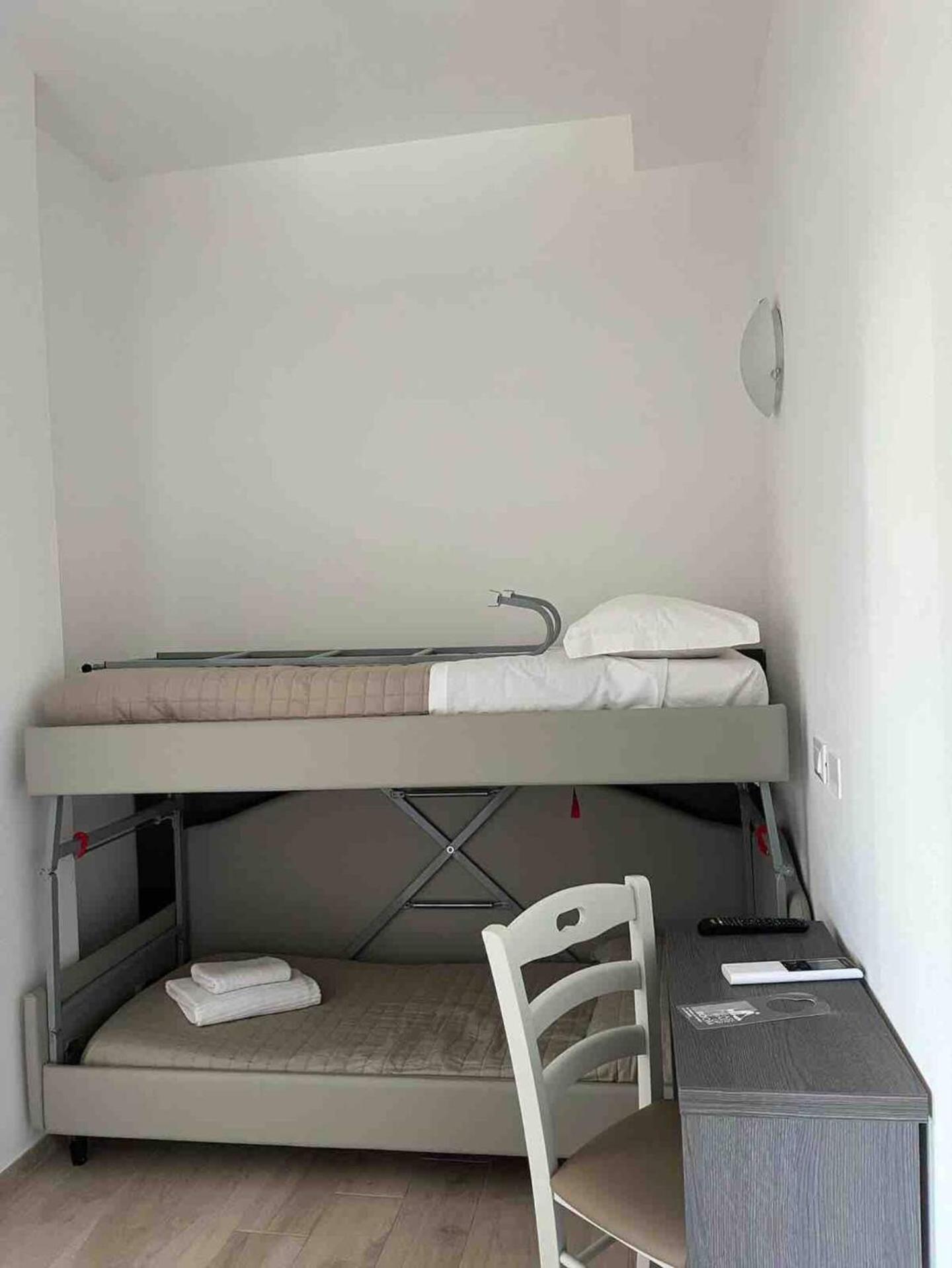 Hotel Bed And Book Rimini Exteriér fotografie